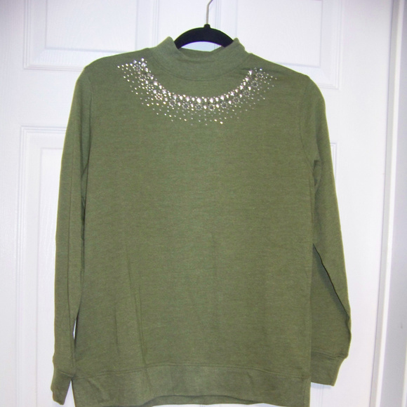 !!! 3 for $25 Sara Morgan green top - Picture 1 of 2
